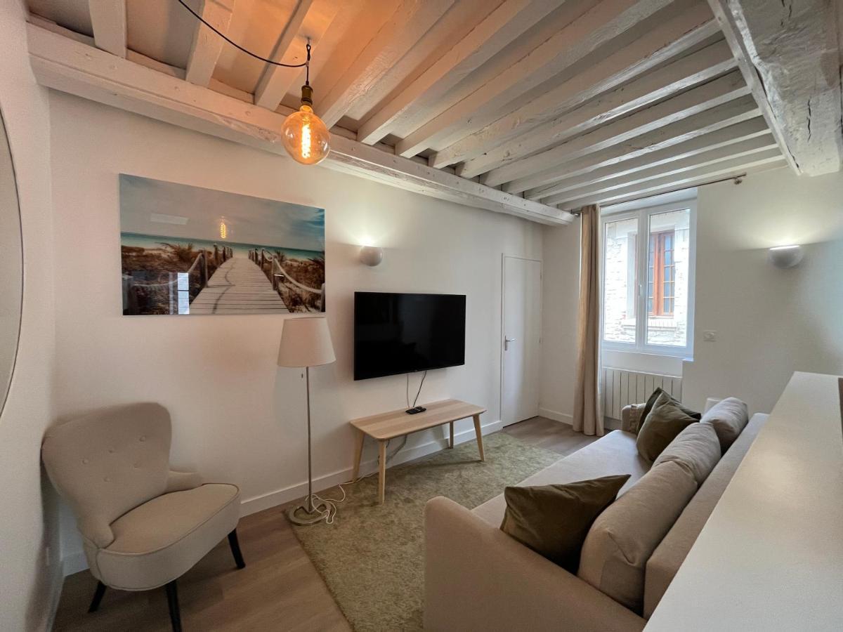 Bella, Joli Appt Renove Dans Le Bourg Apartment Ouistreham Bagian luar foto